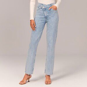 Abercrombie & Fitch The 90s Ultra High Rise Straight Leg Jeans Criss Cross